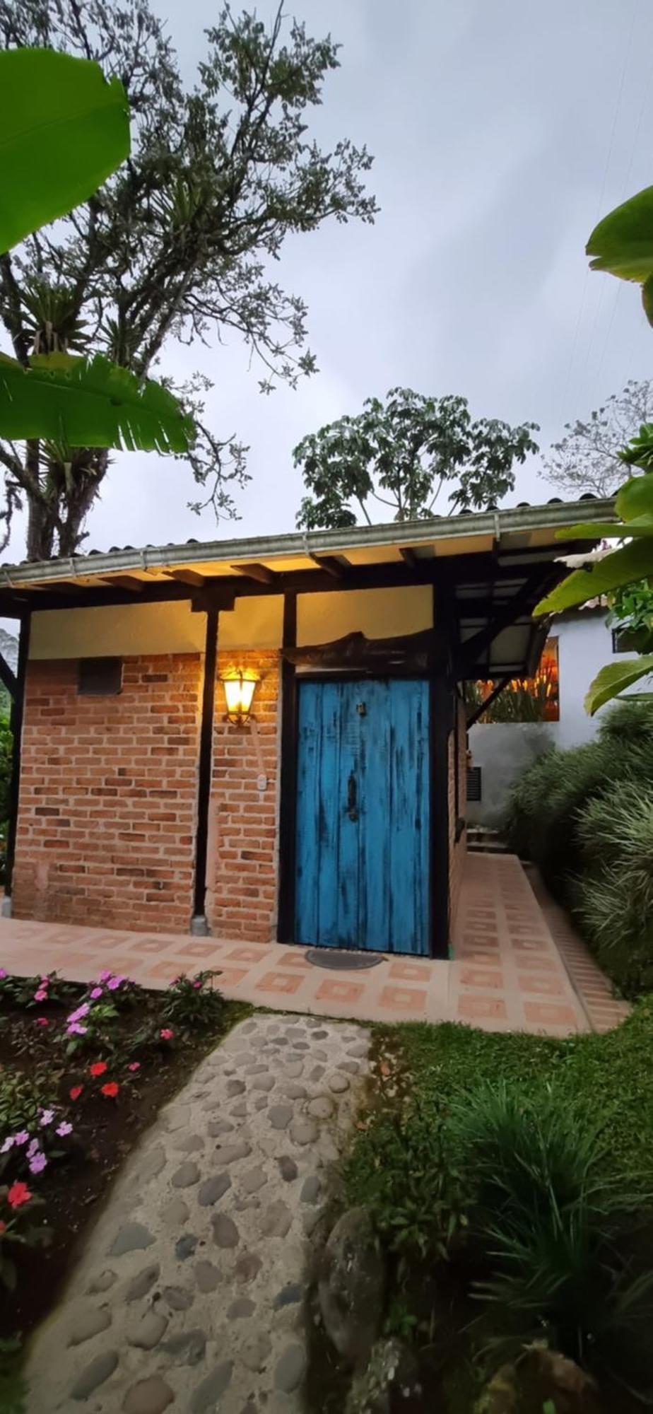 Hotel Visperas 산타 로사 데 카발 외부 사진