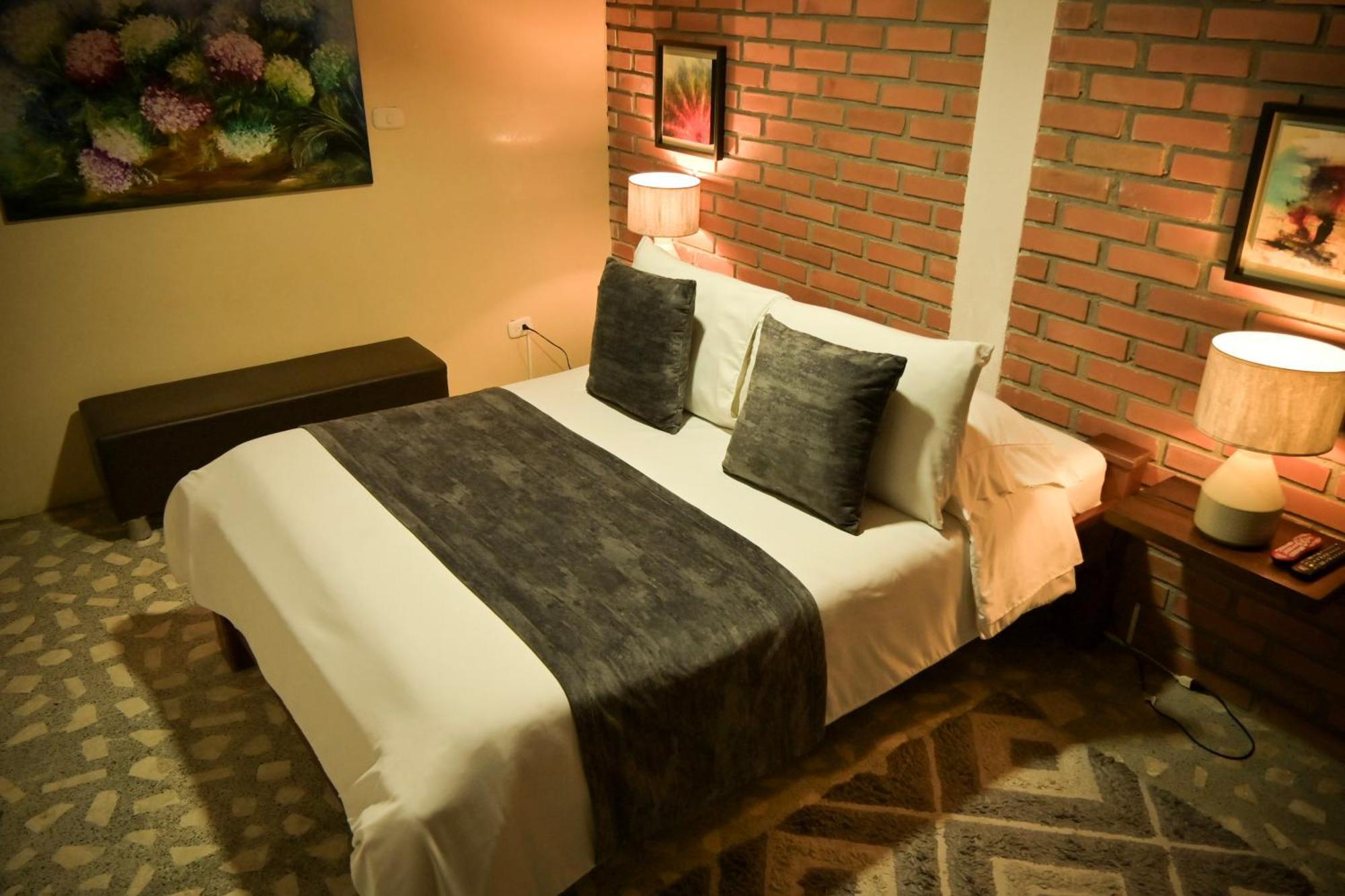 Hotel Visperas 산타 로사 데 카발 외부 사진