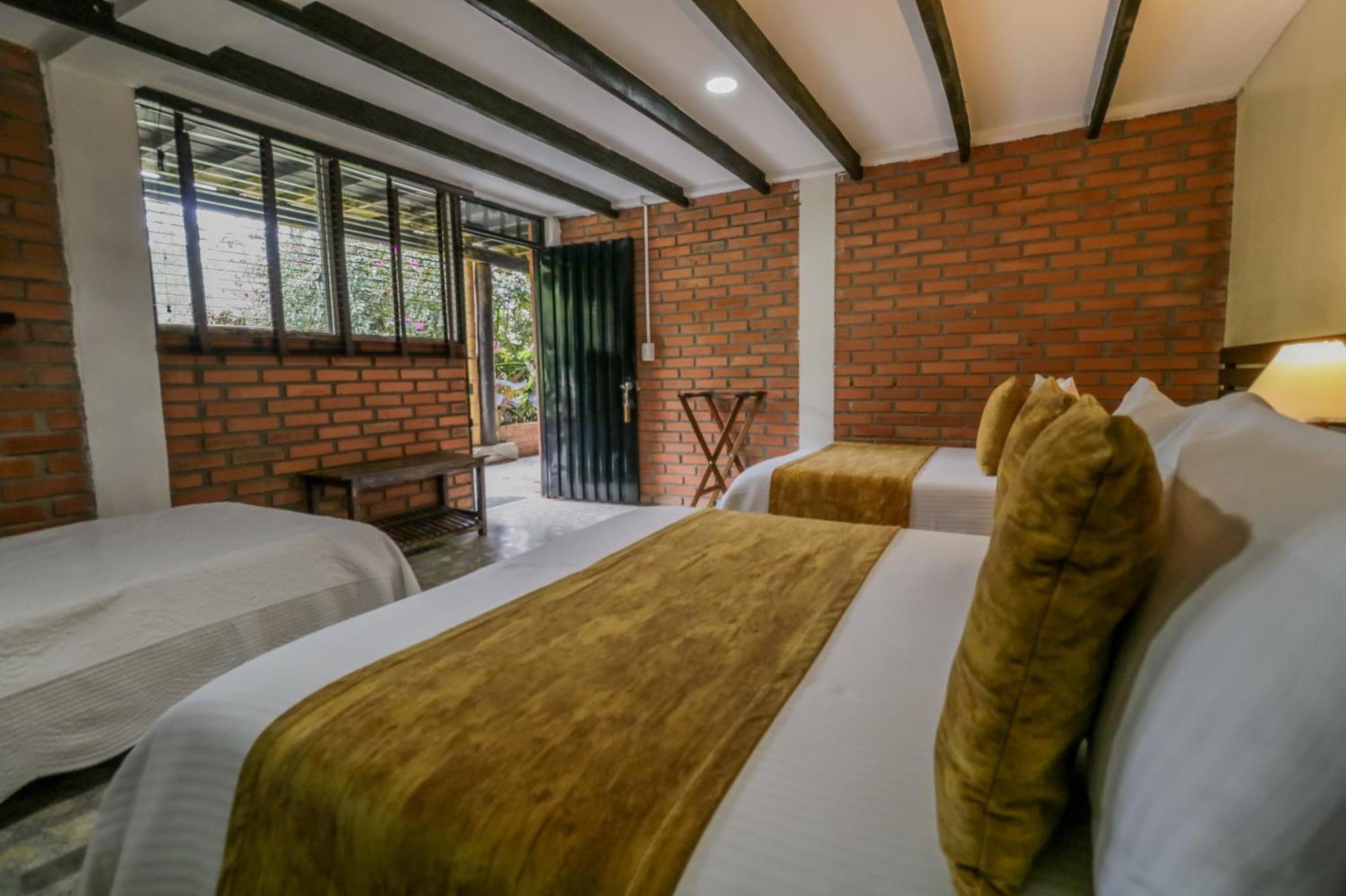 Hotel Visperas 산타 로사 데 카발 객실 사진