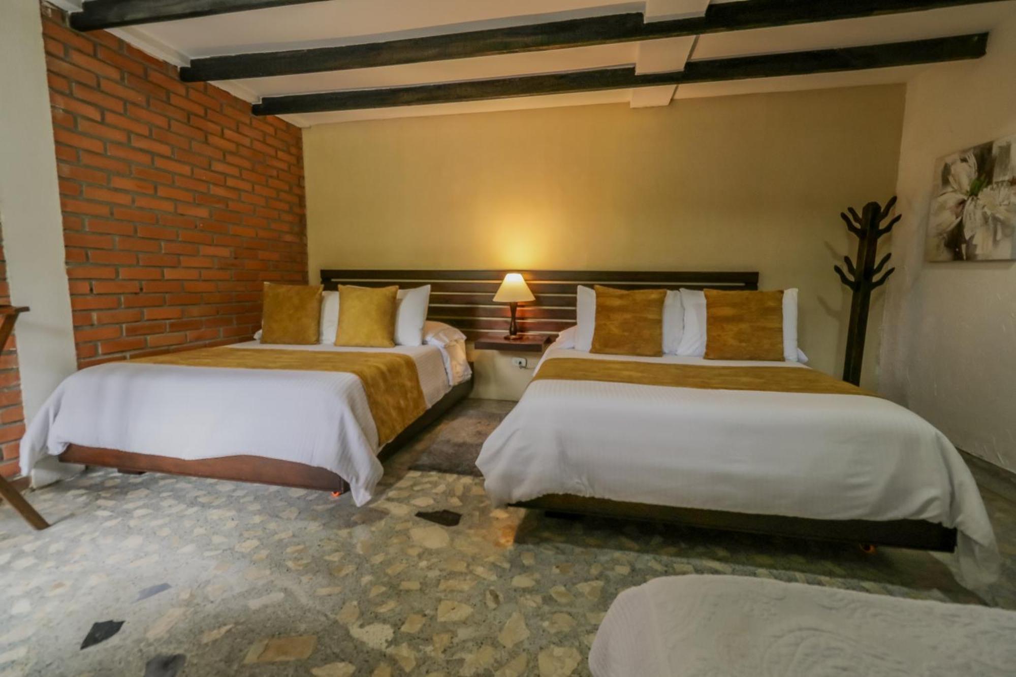 Hotel Visperas 산타 로사 데 카발 외부 사진