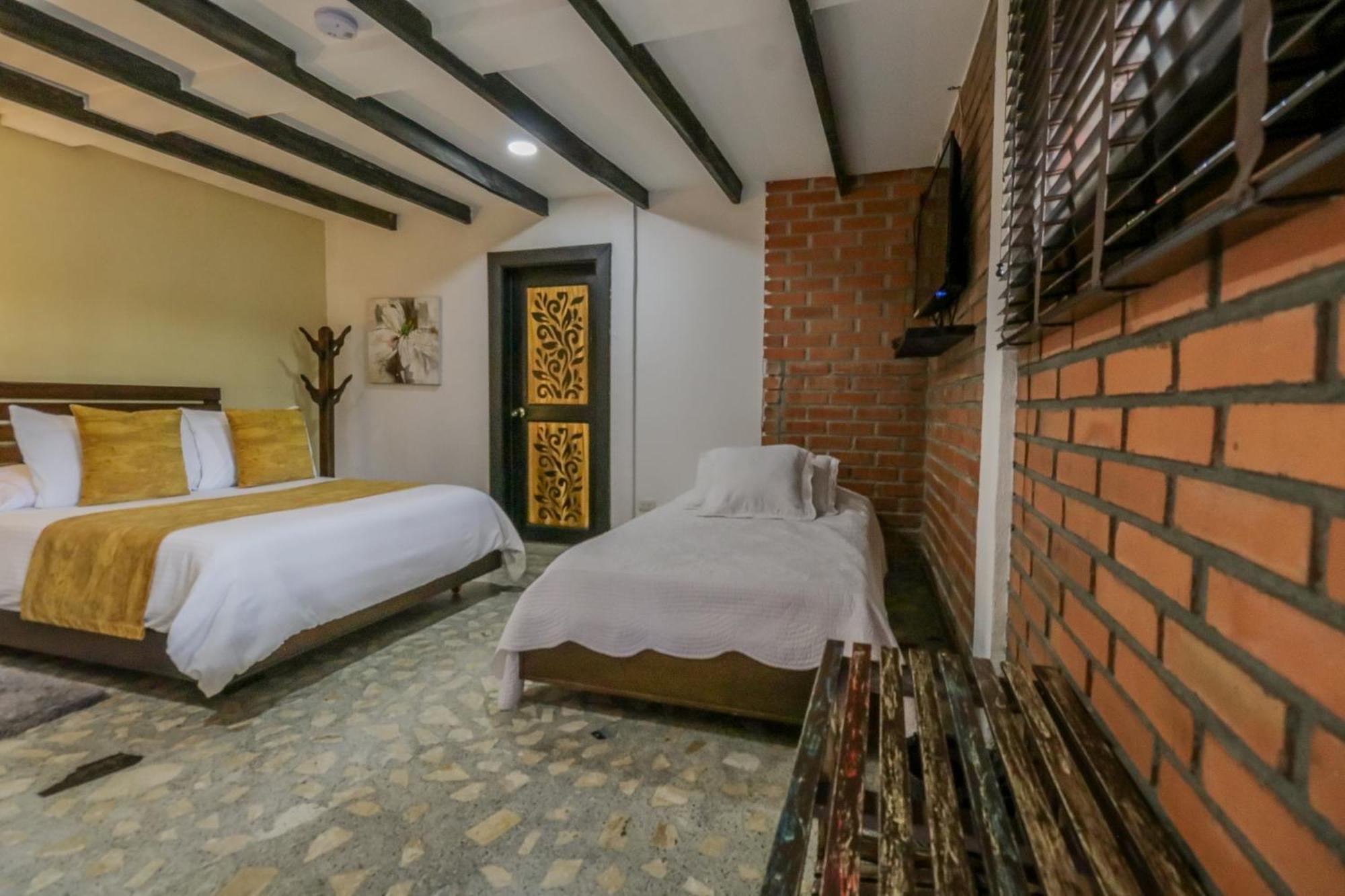 Hotel Visperas 산타 로사 데 카발 외부 사진