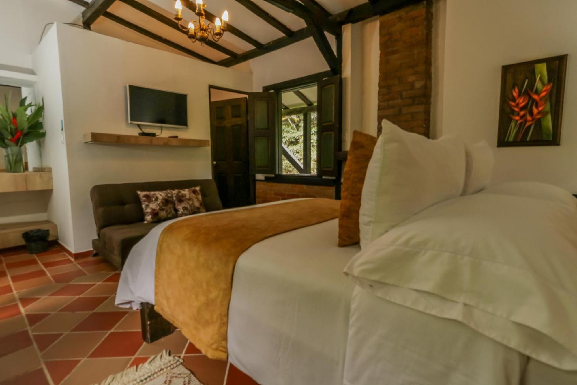 Hotel Visperas 산타 로사 데 카발 외부 사진