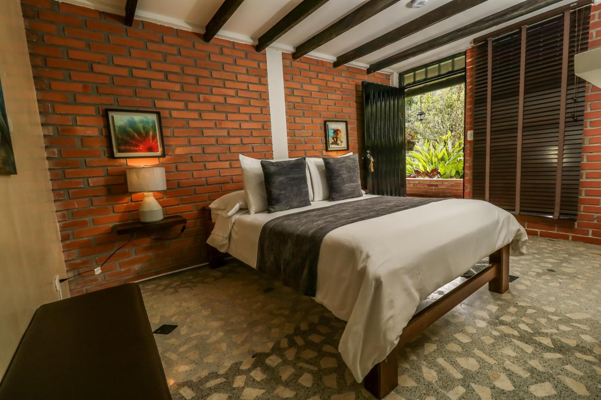 Hotel Visperas 산타 로사 데 카발 객실 사진