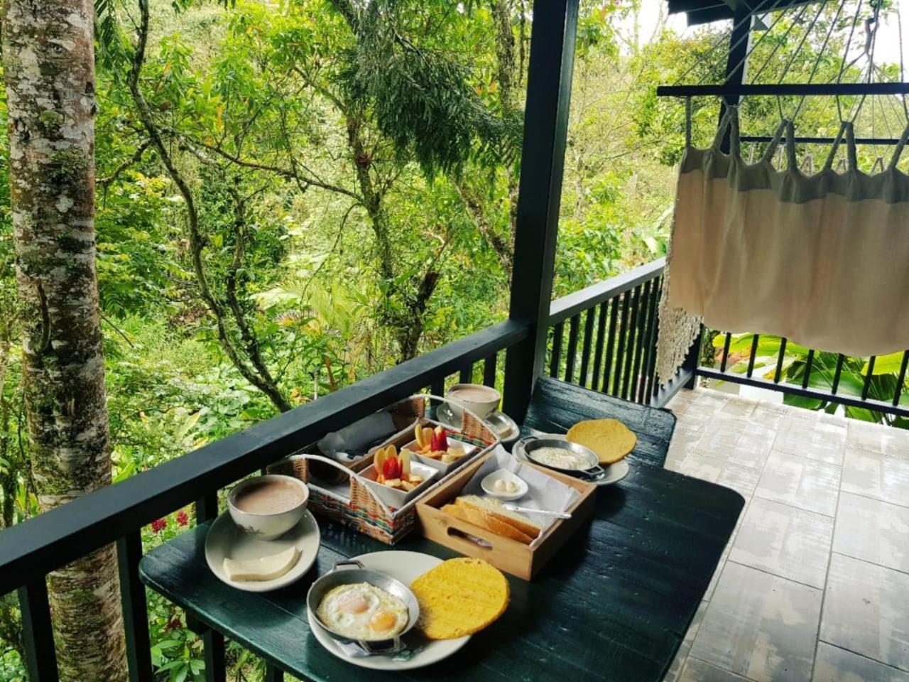 Hotel Visperas 산타 로사 데 카발 외부 사진